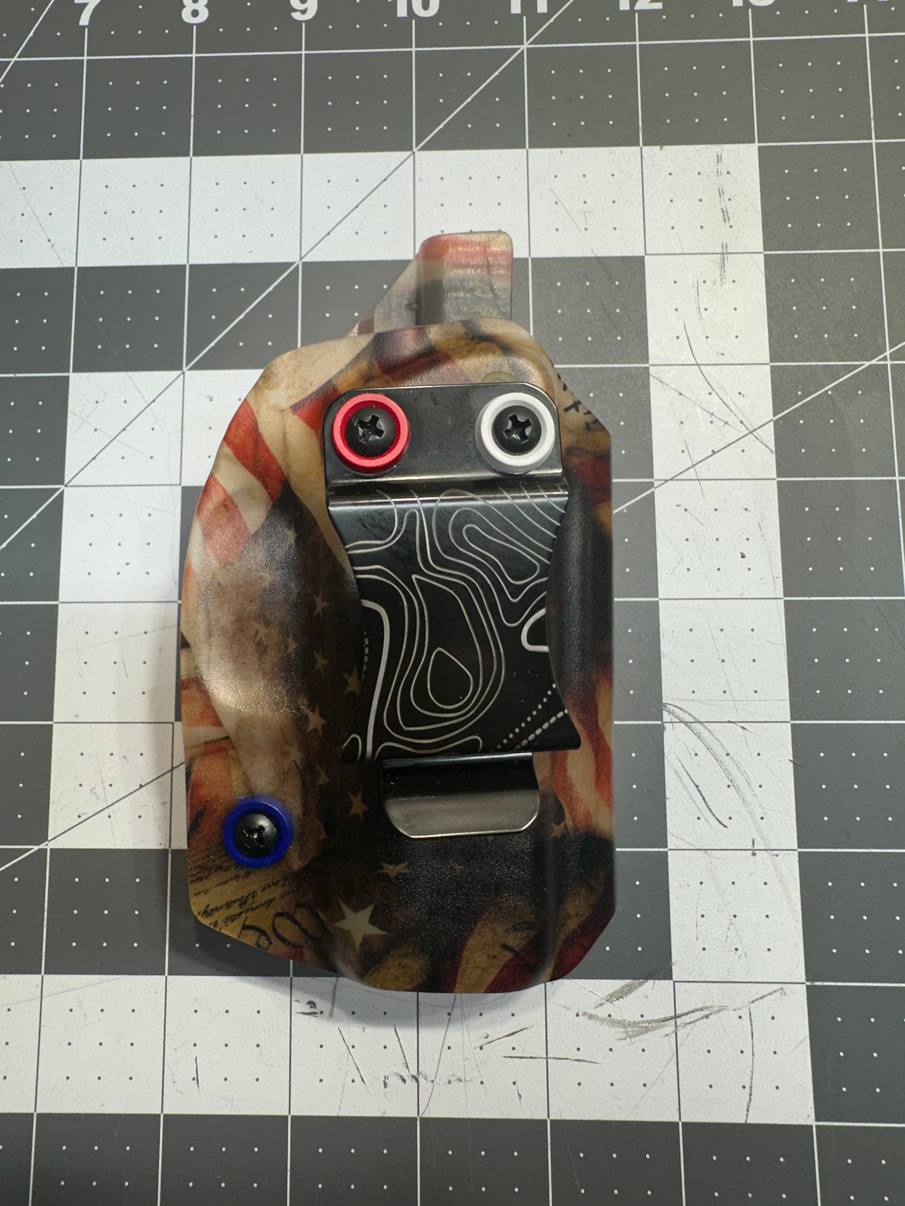 IWB (Inside The Waistband Holster)