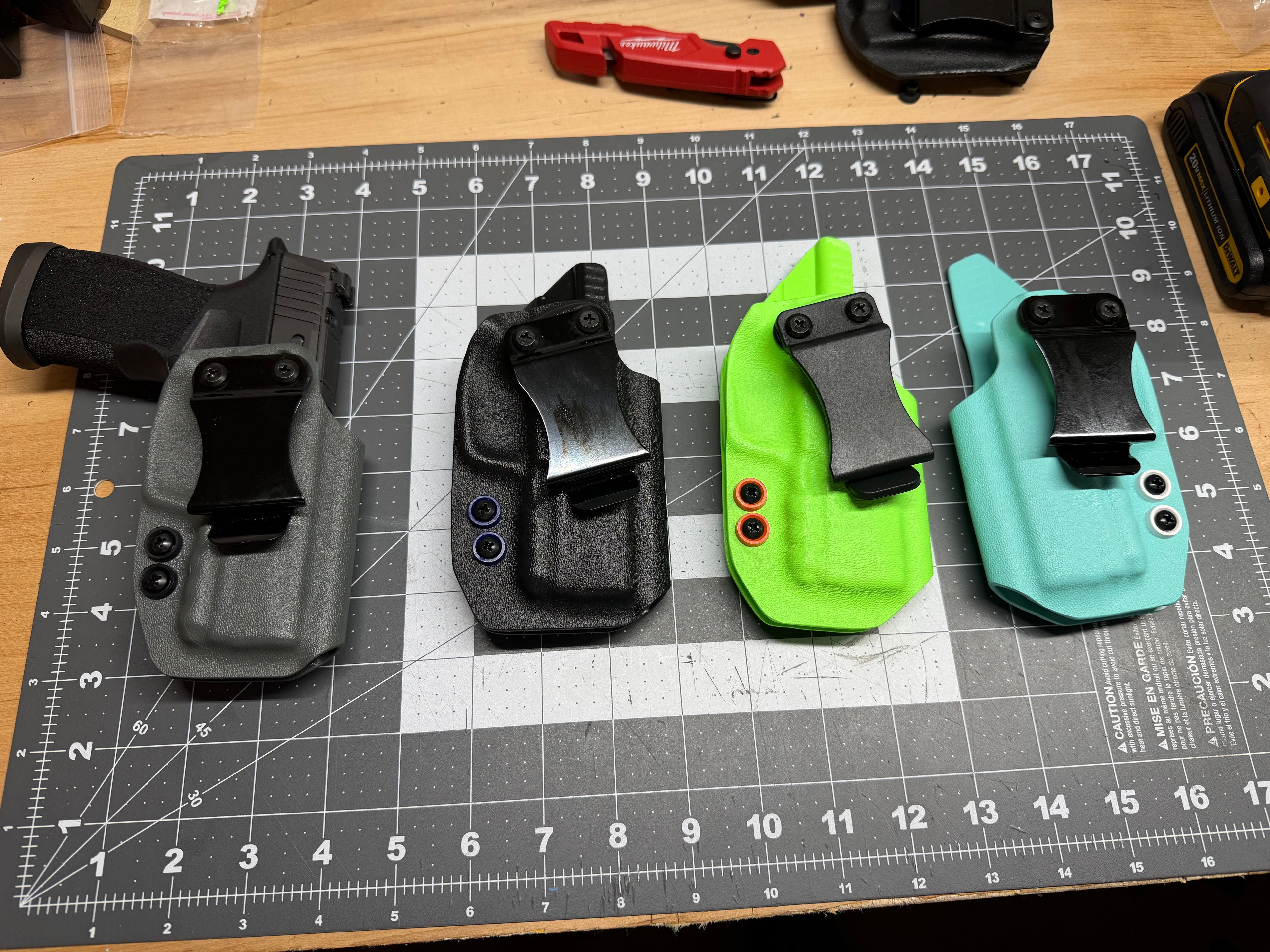 IWB (Inside The Waistband Holster)