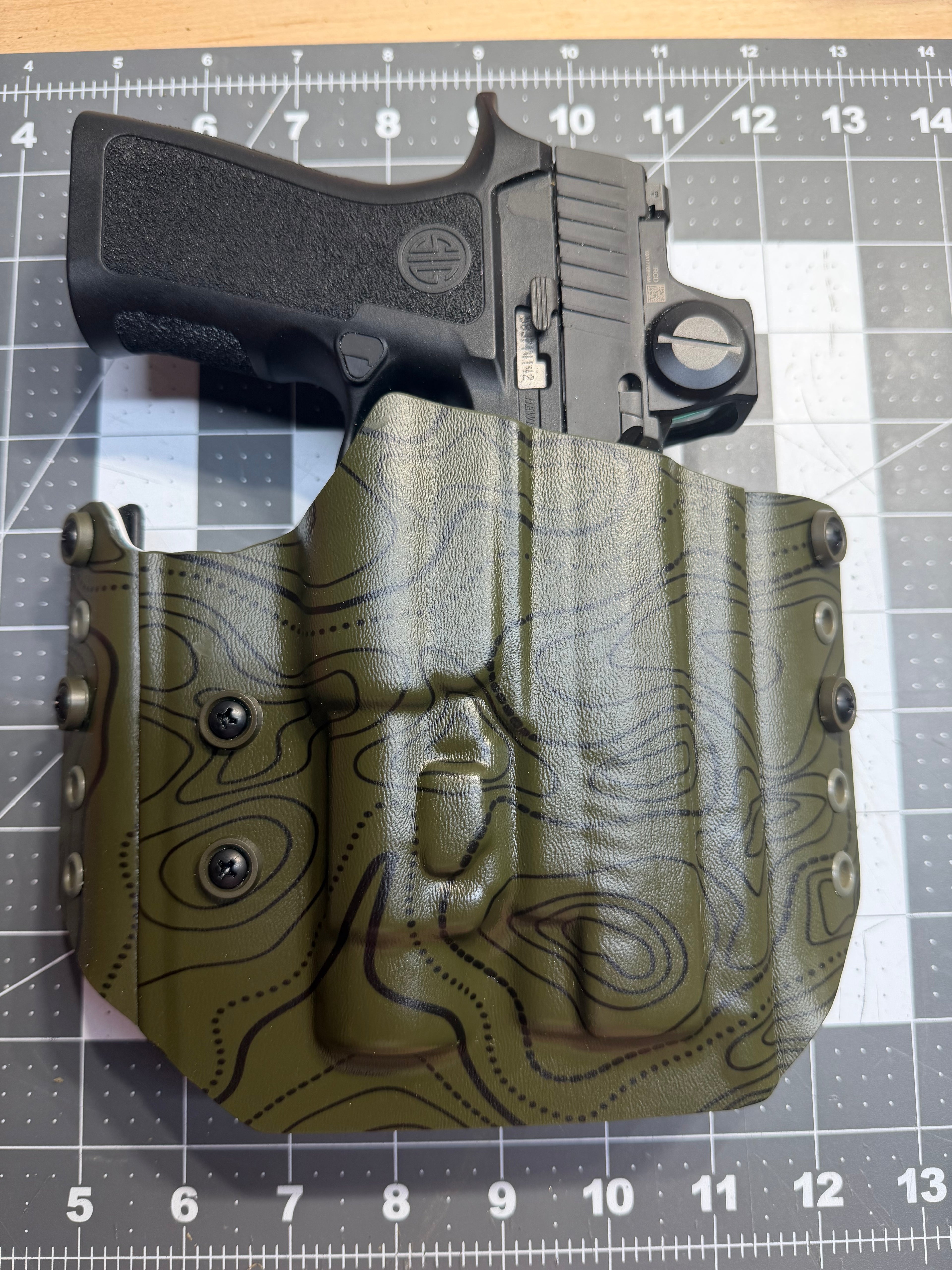 Pancake Style OWB (Outside the Waistband)